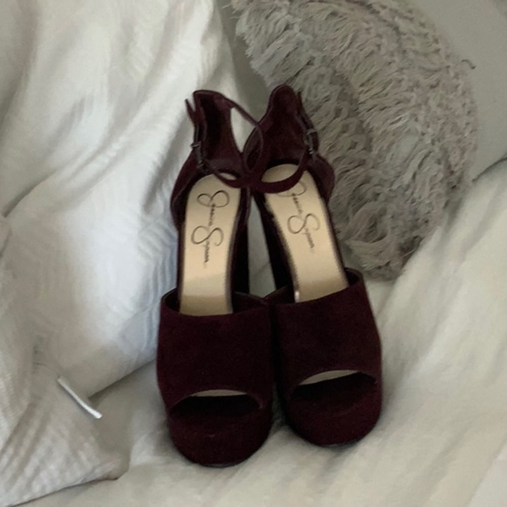 Jessica Simpson “Elin” platform BRAND NEW